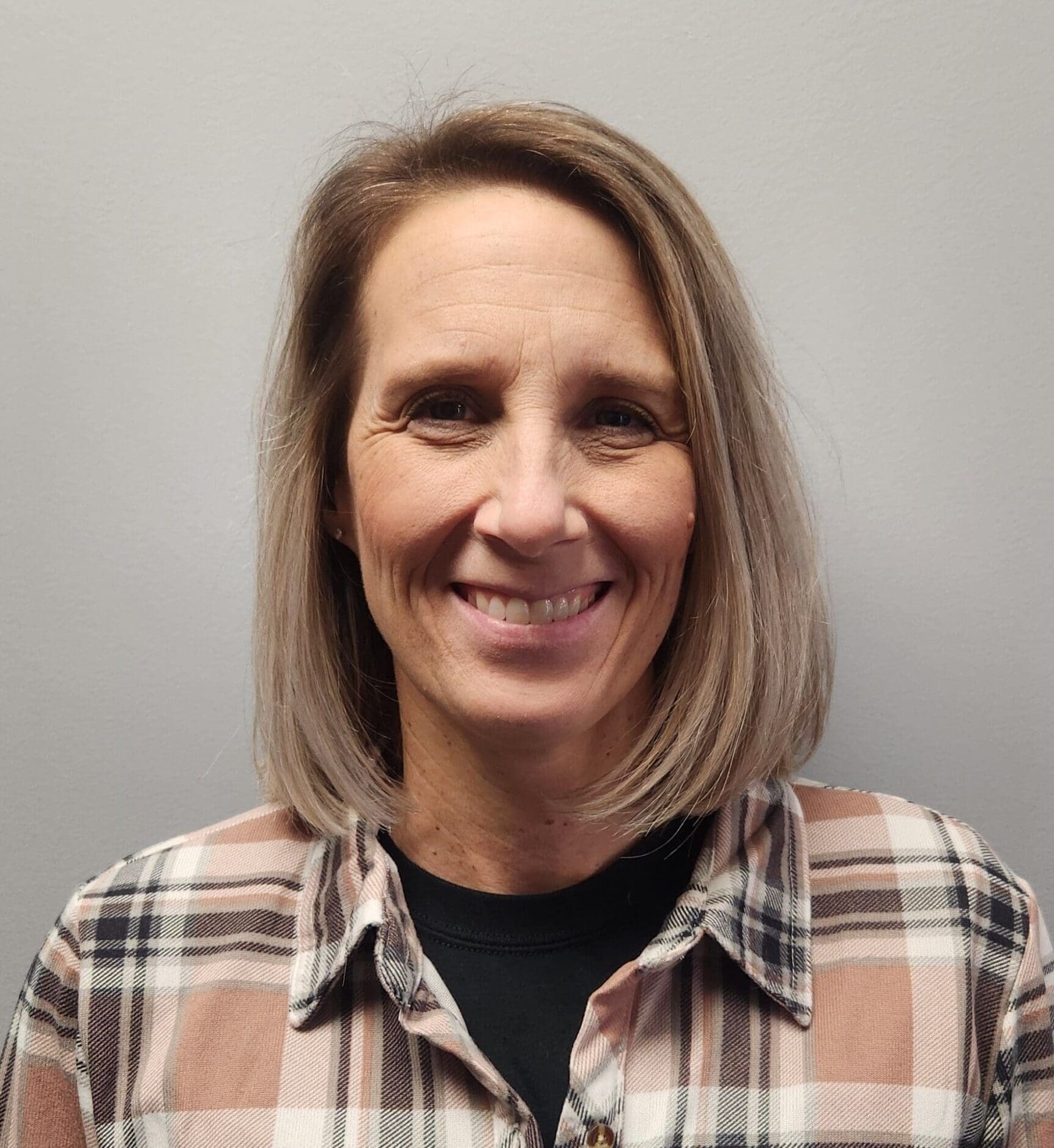 LYNNE NEWCOMB